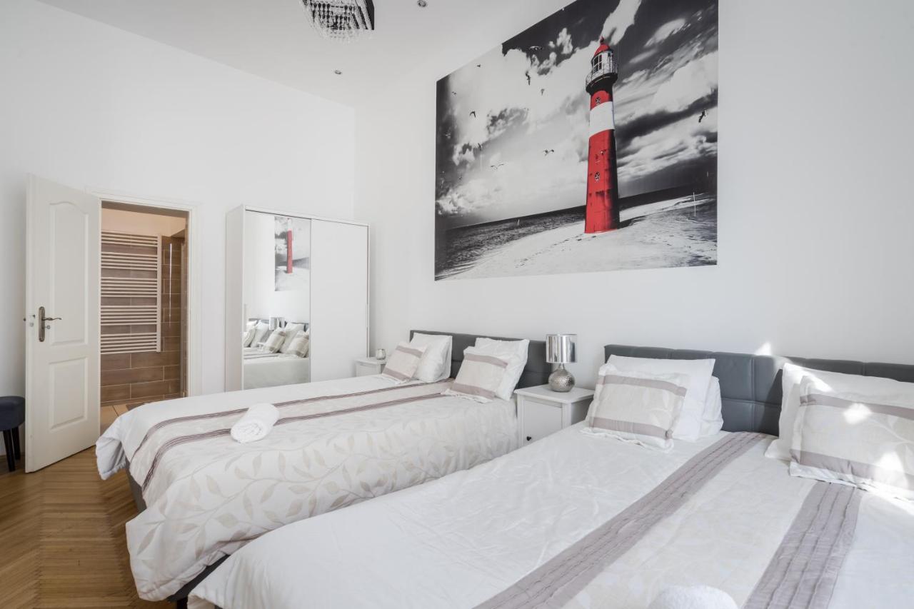 Real Apartments Vadasz Budapest Eksteriør bilde