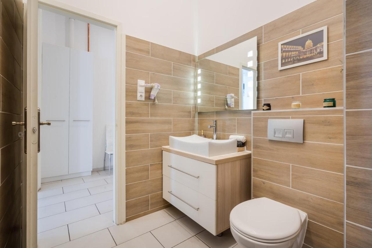 Real Apartments Vadasz Budapest Eksteriør bilde
